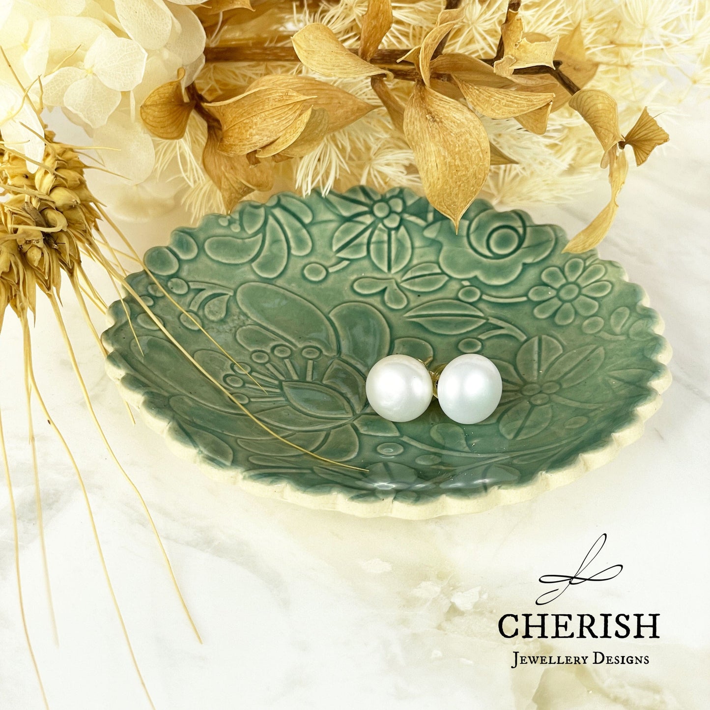 Cherish Pearl Stud Earrings