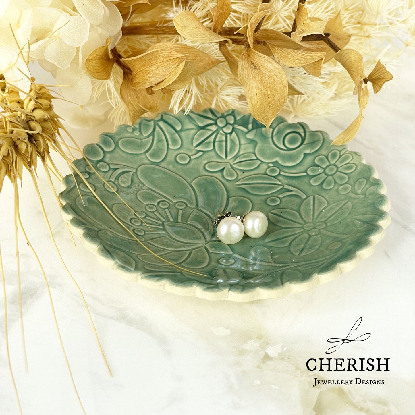 Cherish Pearl Stud Earrings