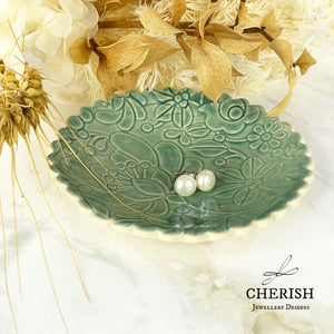 Cherish Pearl Stud Earrings