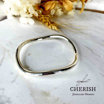 Sterling Silver Waved Tubed Bangle