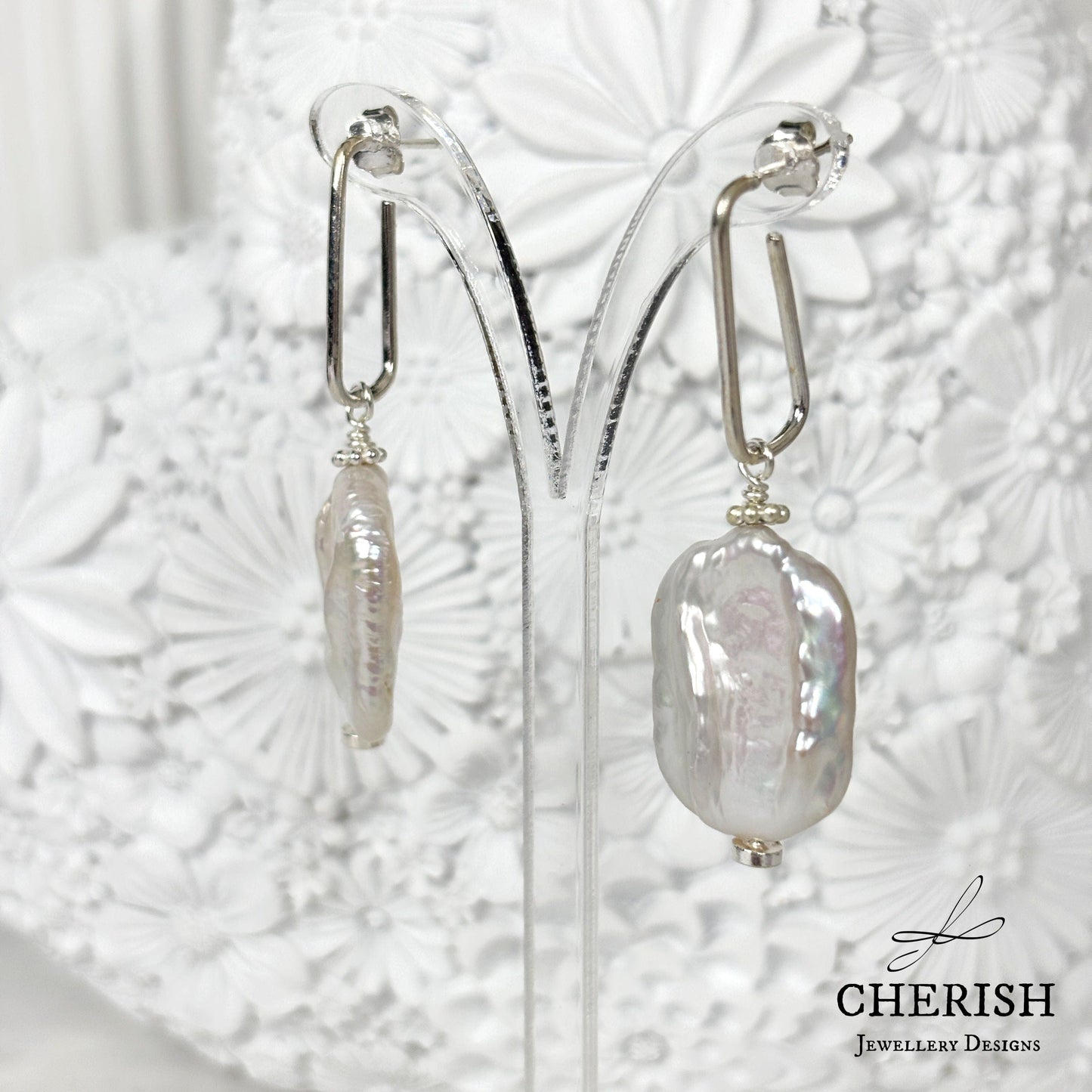 Cassandra Paperclip earrings