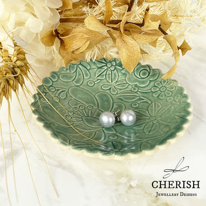 Cherish Pearl Stud Earrings