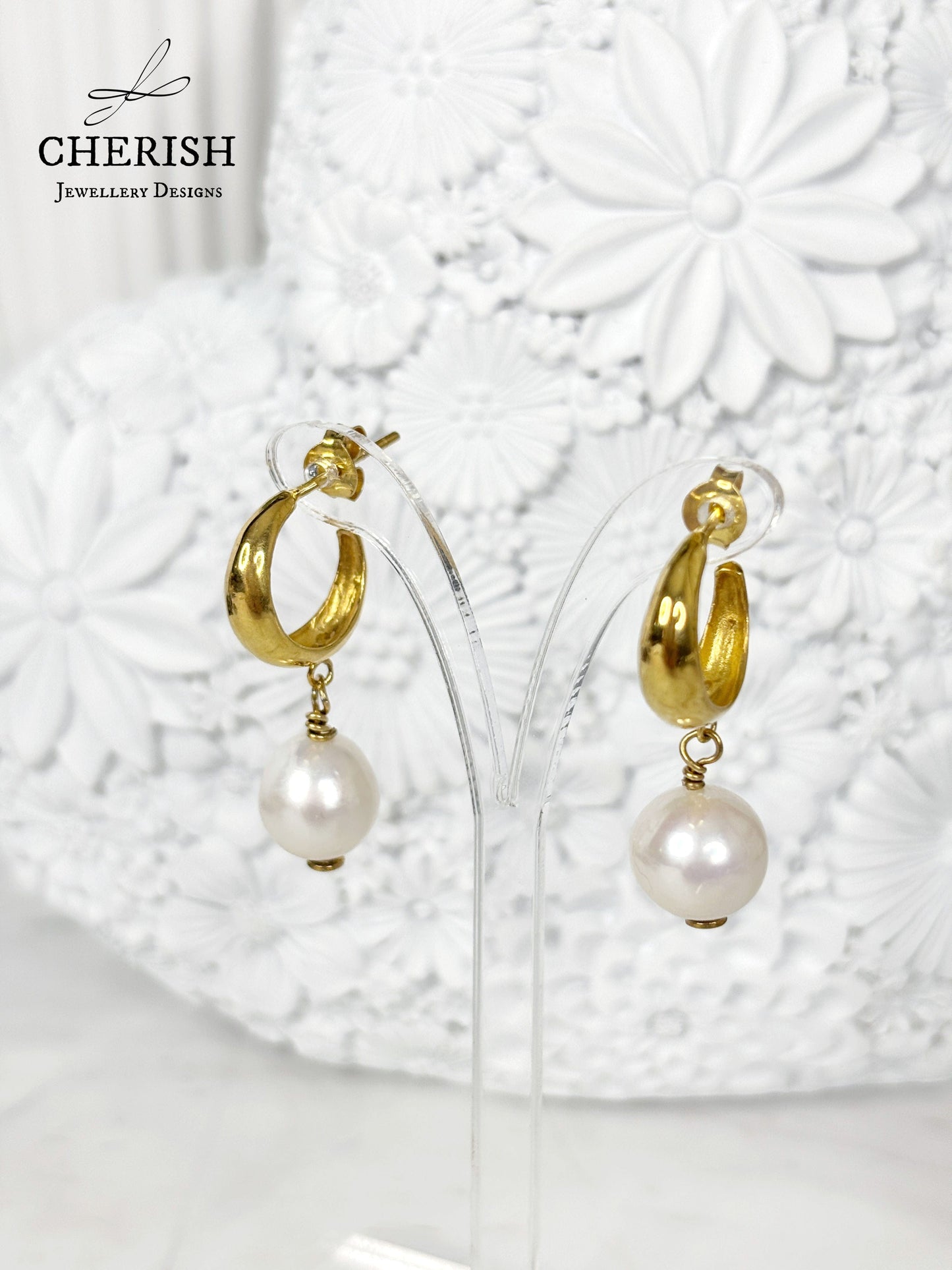 Lulu Pearl Hoop Earrings