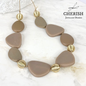 Lyra Resin Necklace
