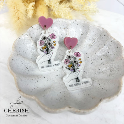 Make yourself a Priority earrings