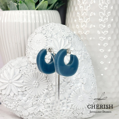 Cove Organic Shaped Resin Hoop Earrings