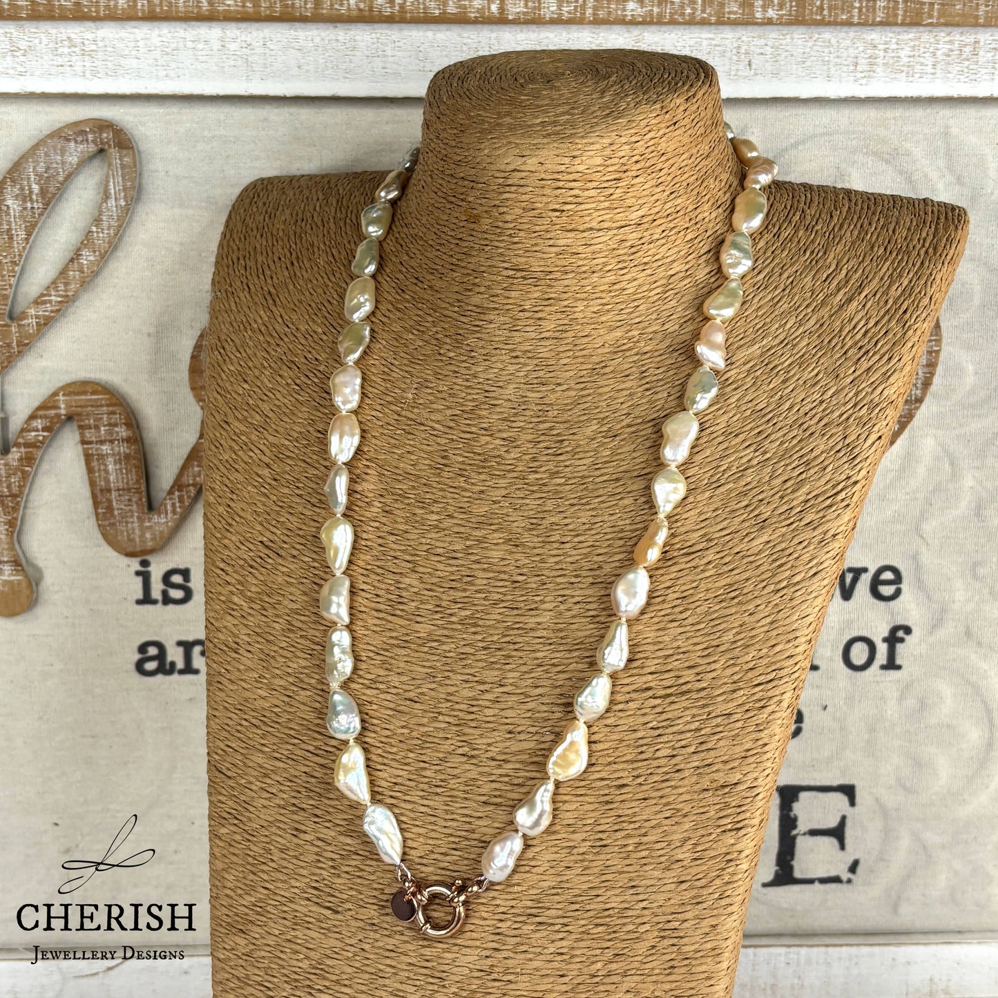 Pavetta Pink Baroque Pearl Necklace