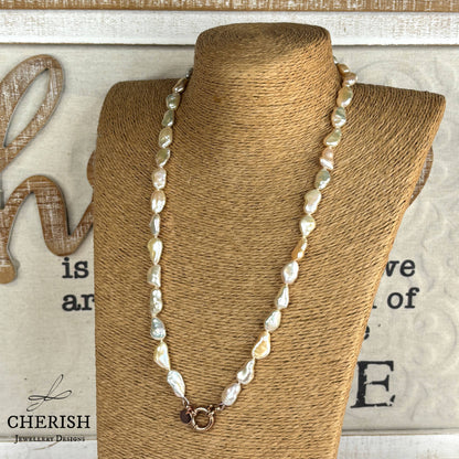 Pavetta Pink Baroque Pearl Necklace