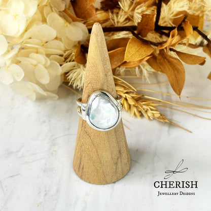 Baroque Pearl Split Band Ring