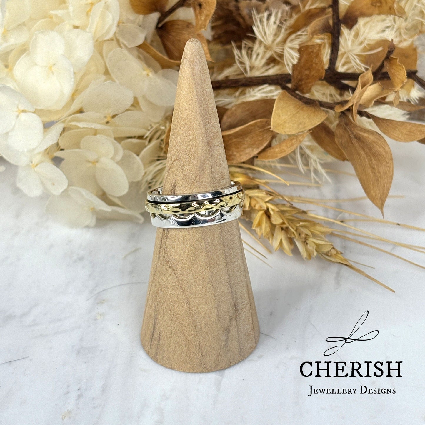 Dream Spinner ring with brass band