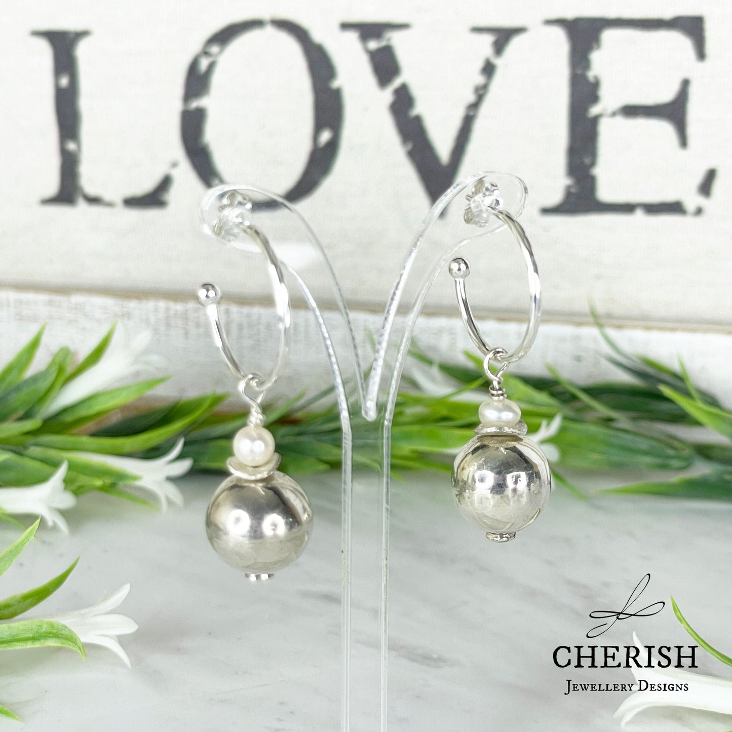 Aria SS Ball and Pearl on Hoop Studs