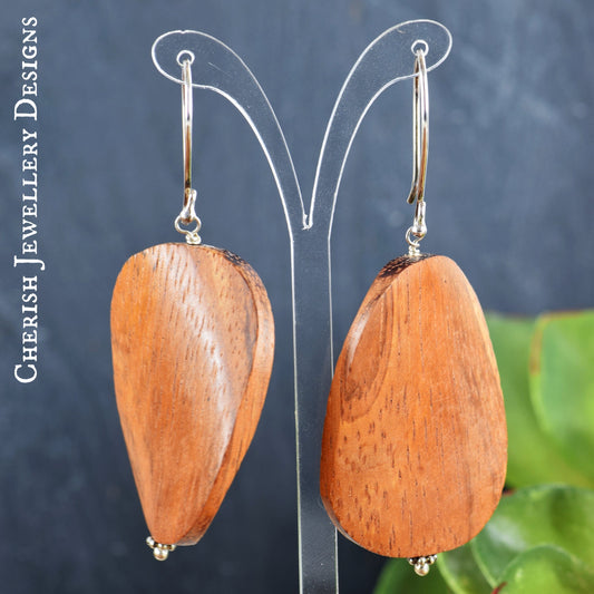 Bayong Twisted Square Earrings