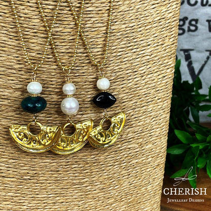 Gold Half Moon Necklace - Pearl