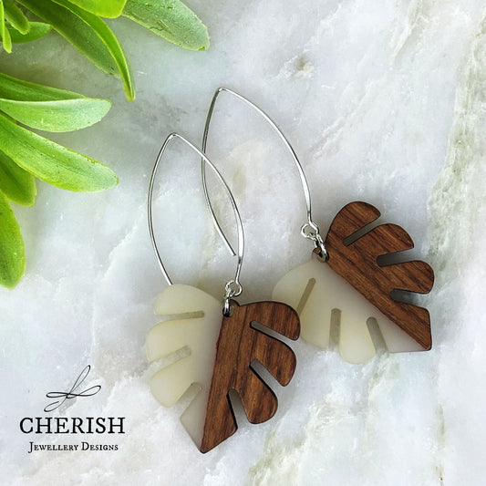 Monstera Resin & Wood Earrings - Clear