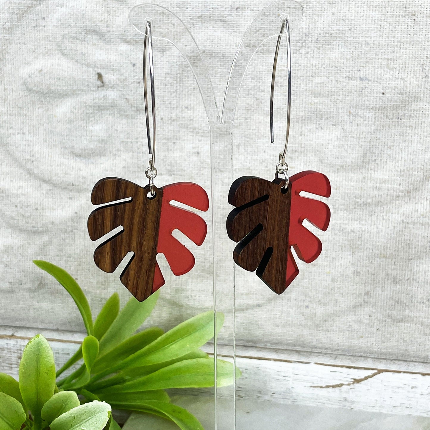 Monstera Resin & Wood Earrings - Red