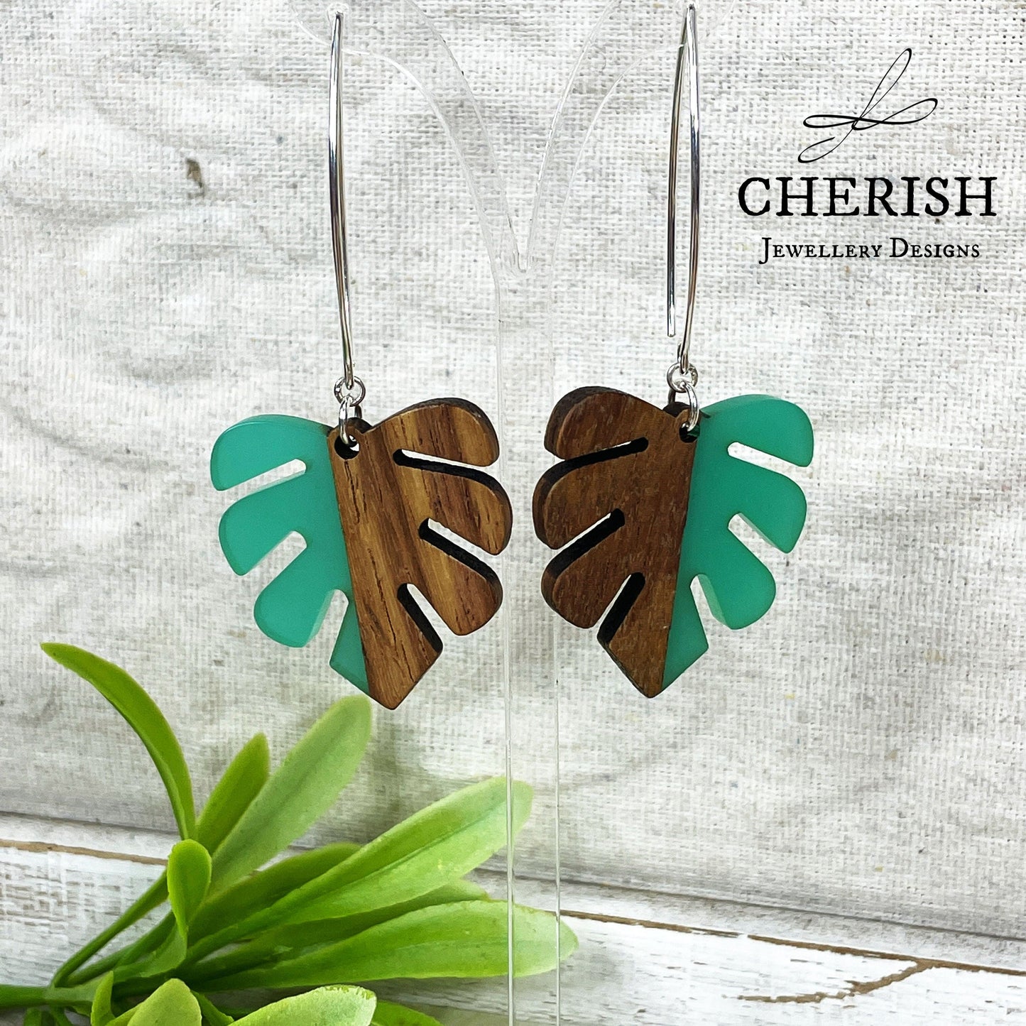 Monstera Resin & Wood Earrings - Turquoise