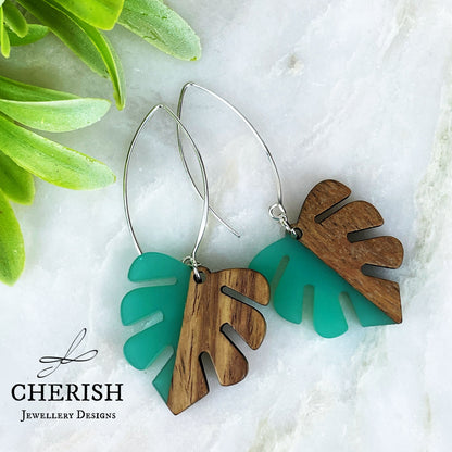 Monstera Resin & Wood Earrings - Turquoise