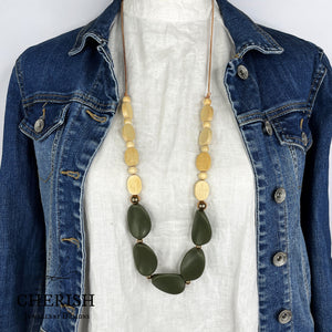 Spruce Resin Necklace in Olive