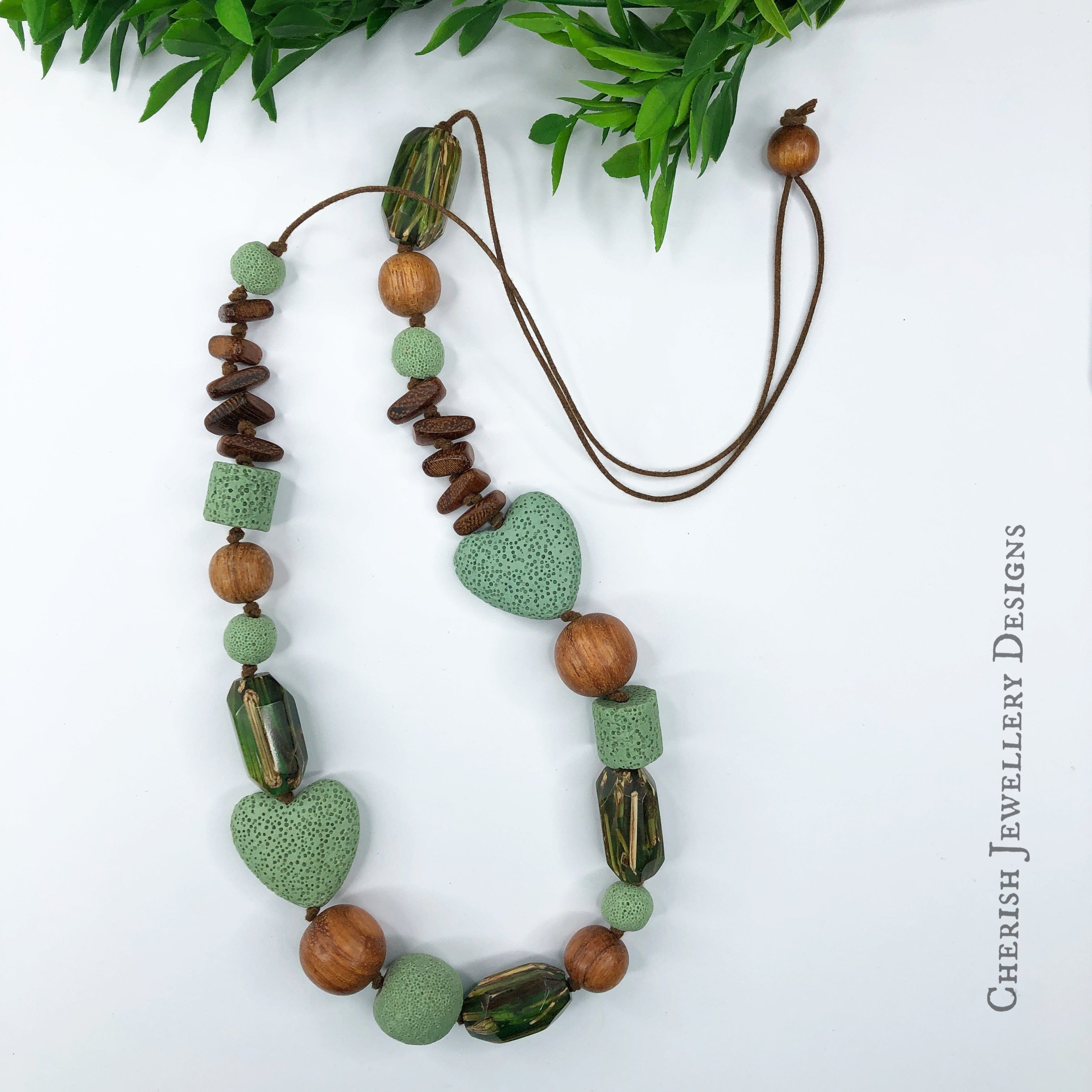 Willow Lava Heart & Albutra Necklace - Fern